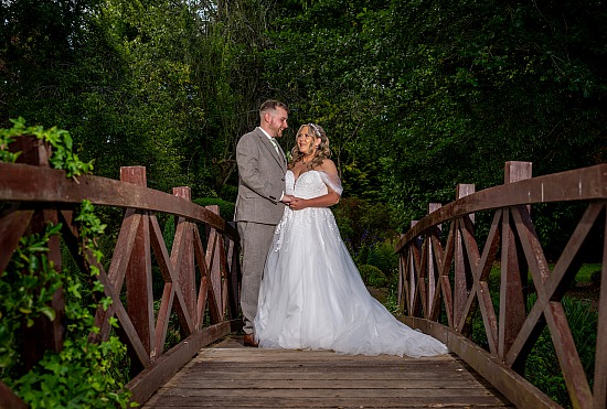 Stephenie and Liam, Mill Barns