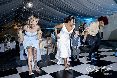 Luton_Hoo_Estate_wedding_photographer_5114.jpg